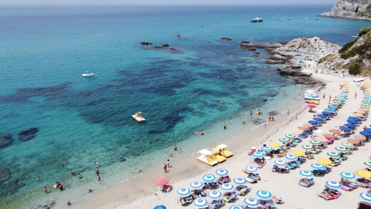 Hotel Grotticelle Capo Vaticano Exteriör bild