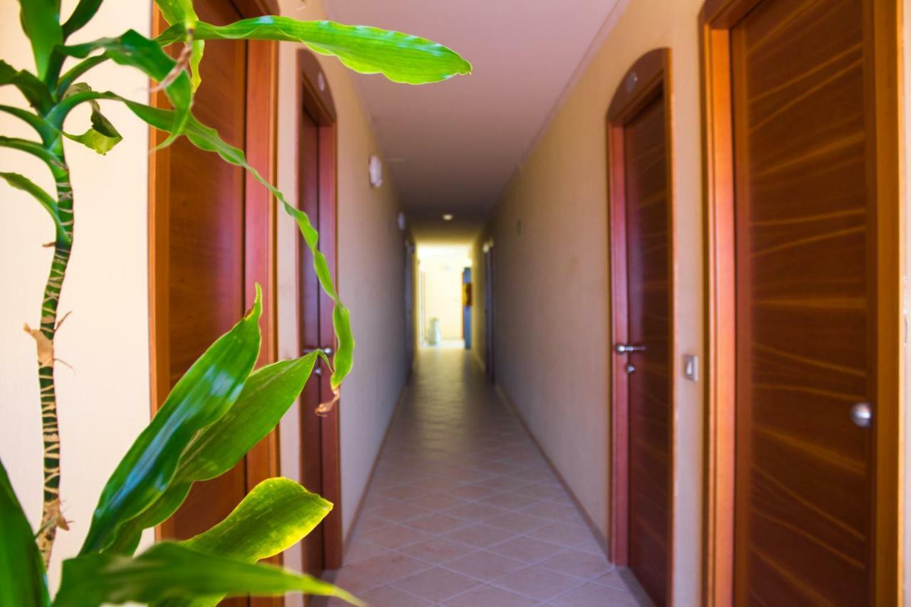 Hotel Grotticelle Capo Vaticano Exteriör bild
